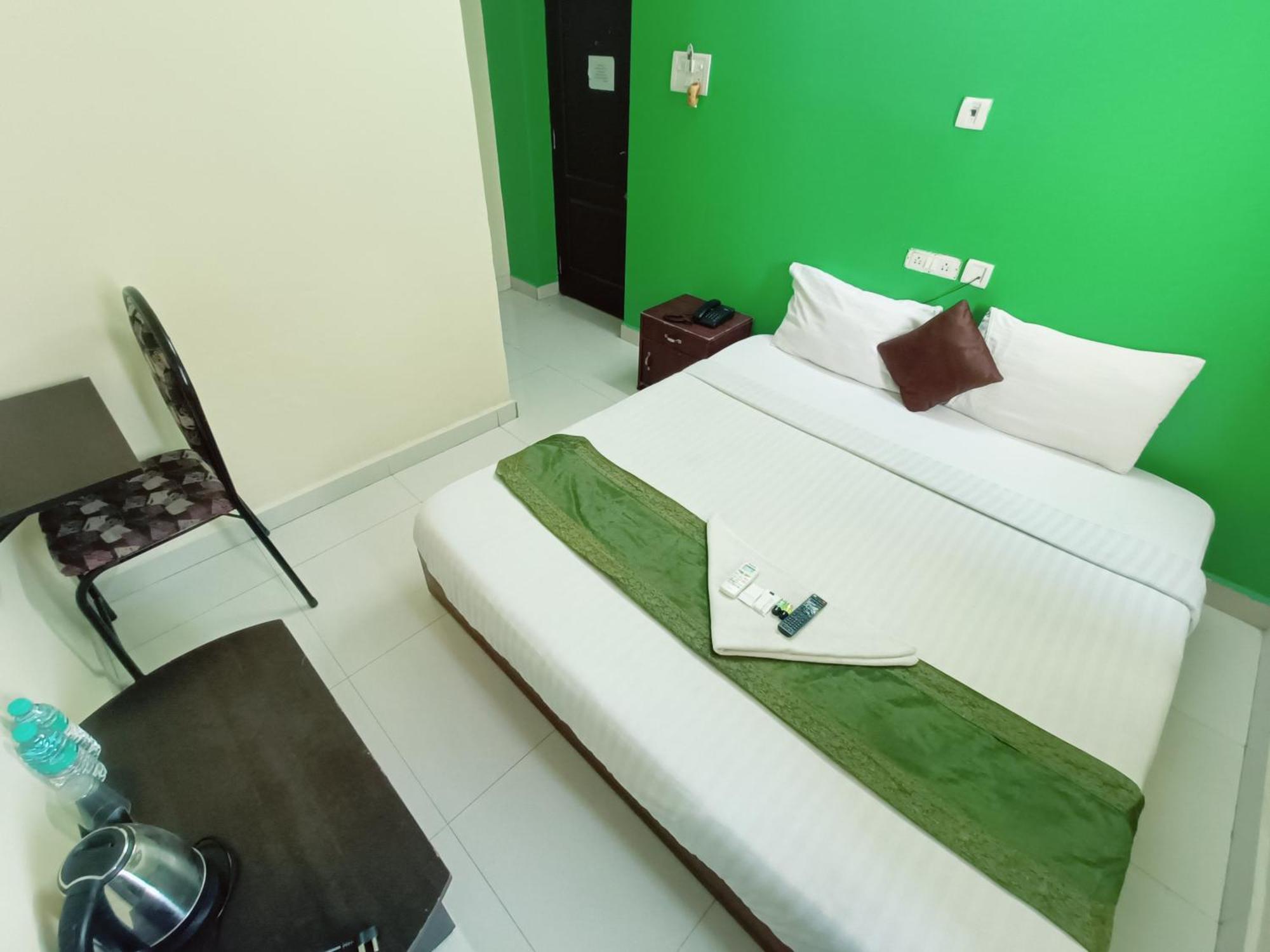 צ'נאי Green Tree Hotel-Near Vfs Global And Ramee Mall מראה חיצוני תמונה