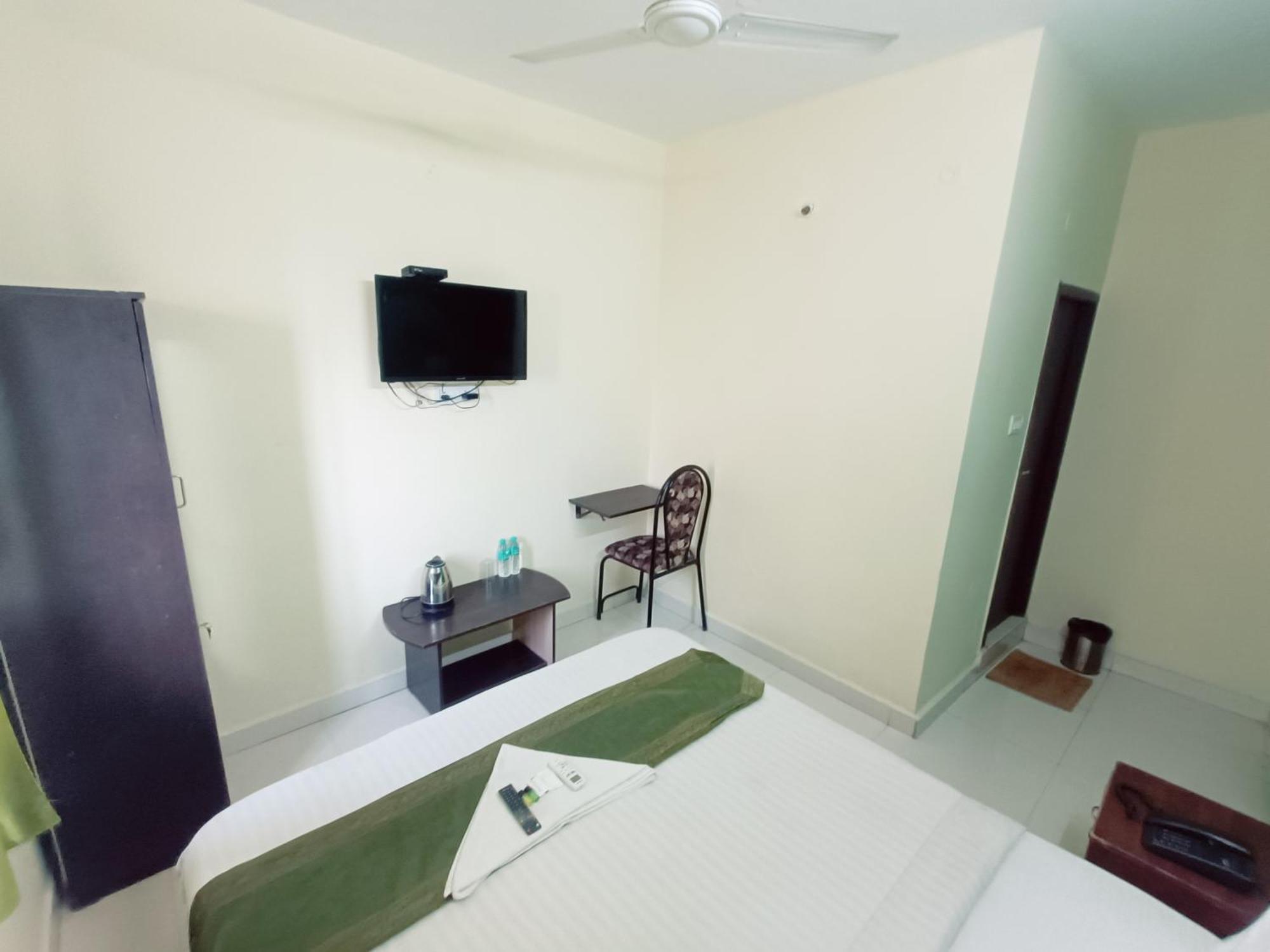צ'נאי Green Tree Hotel-Near Vfs Global And Ramee Mall מראה חיצוני תמונה